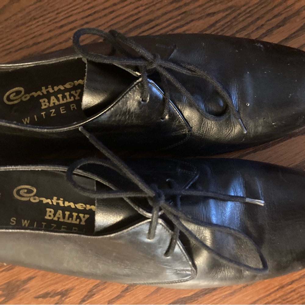 Bally Black Leather Oxfords Sleek Formal Shoes